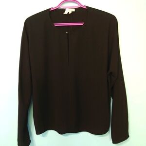 ARITZIA Wilfred Etienne Keyhole Front Black Silk Trim Long Sleeve Blouse